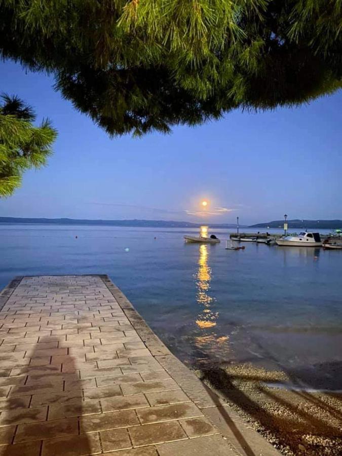 Apartman Laura Galileo Blizu Centra I Plaze Makarska Exterior photo